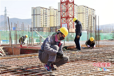 平頂山市新華區(qū) 復(fù)工復(fù)產(chǎn)加速跑，項(xiàng)目企業(yè)忙起來(lái)